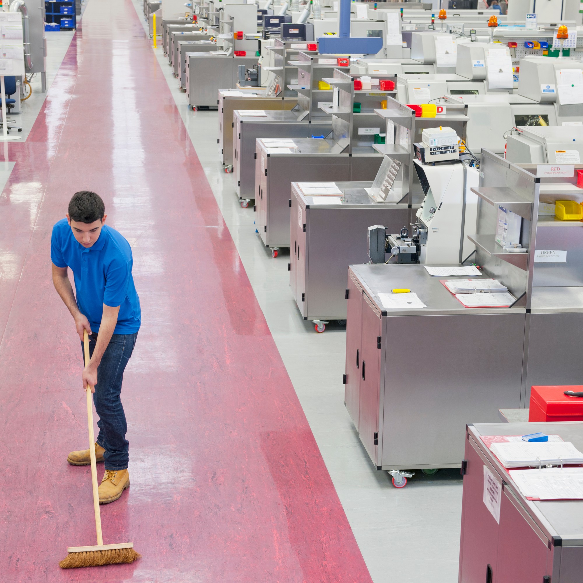 young-man-sweeping-the-floor-in-factory-2026-01-11-09-49-52-utc-2000x2000 young-man-sweeping-the-floor-in-factory-2026-01-11-09-49-52-utc-2000x2000